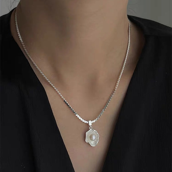 S925 Sterling Silver Poached Egg Pearl Necklace